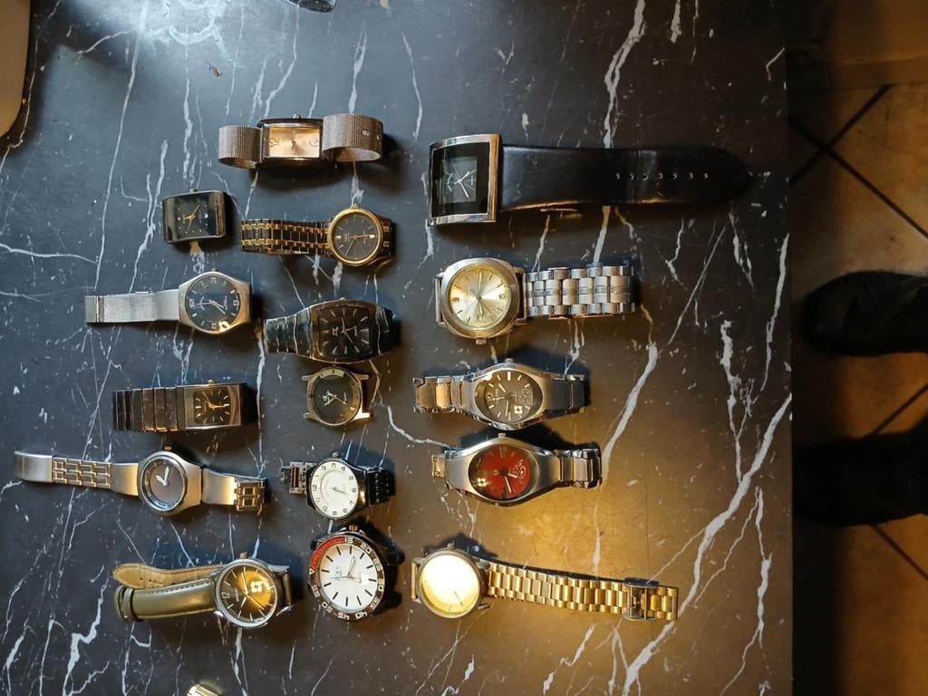 17 horloges, Ophalen of Verzenden