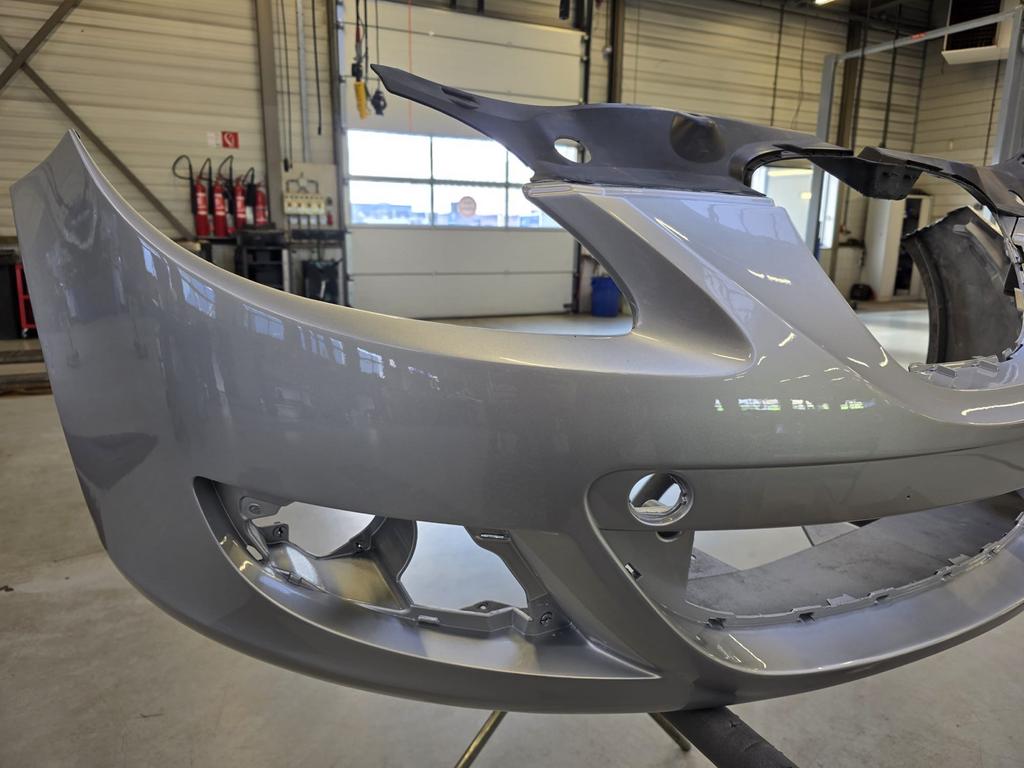 Seat Leon 1P Voorbumper Compleet Gespoten, Auto-onderdelen, Carrosserie en Plaatwerk, Ophalen, Gebruikt, Voor, Bumper