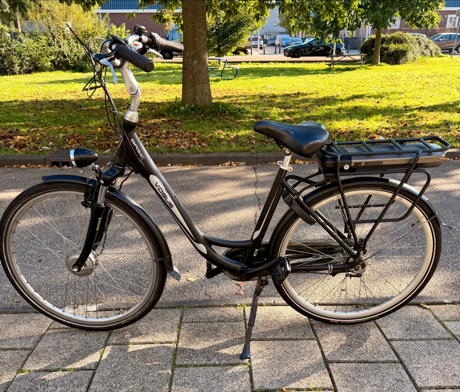 Vogue Basic E-bike met 3 versnellingen, Ophalen, Gebruikt, 30 tot 50 km per accu, Overige merken