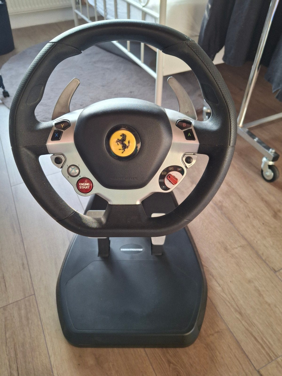Ferrari Vibration GT Cockpit 458 Italia Edition, Spelcomputers en Games, Spelcomputers | Xbox | Accessoires, Ophalen, Zo goed als nieuw