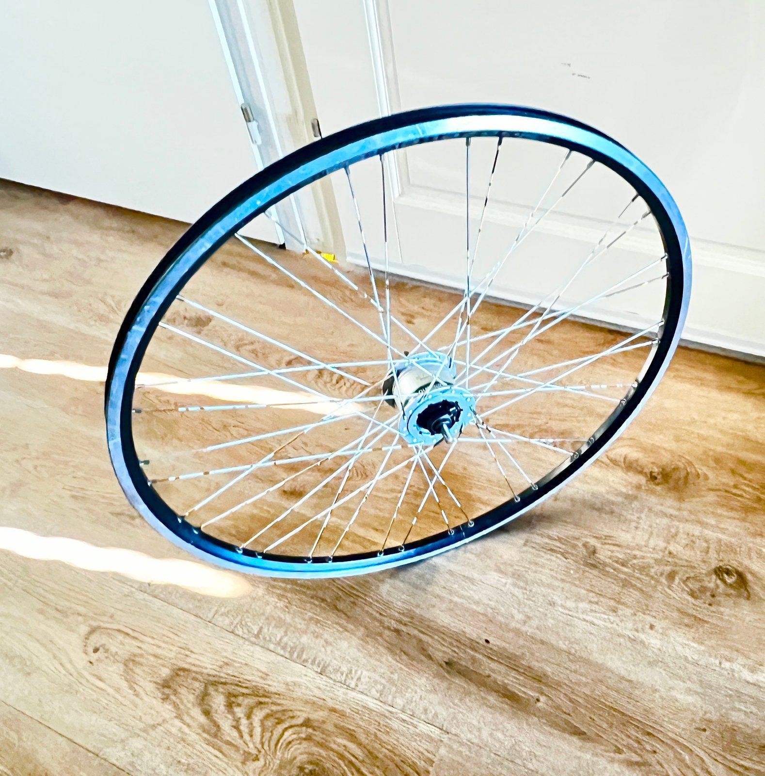 Fiets Voorwiel merk gazelle met naafdynamoSHIMANO maat28inch, Fietsen en Brommers, Fietsonderdelen, Wiel, Ophalen of Verzenden