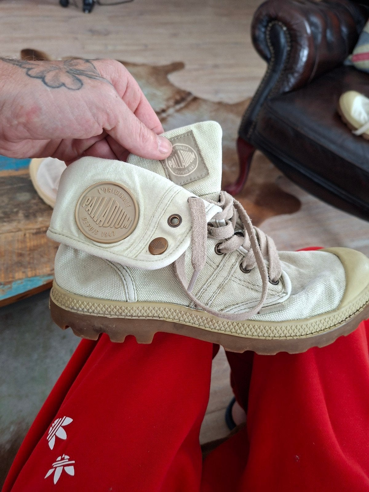 🧩 Palladium pampa hi dames schoenen maat 41,5, Overige kleuren, Palladium, Ophalen of Verzenden, Sneakers of Gympen
