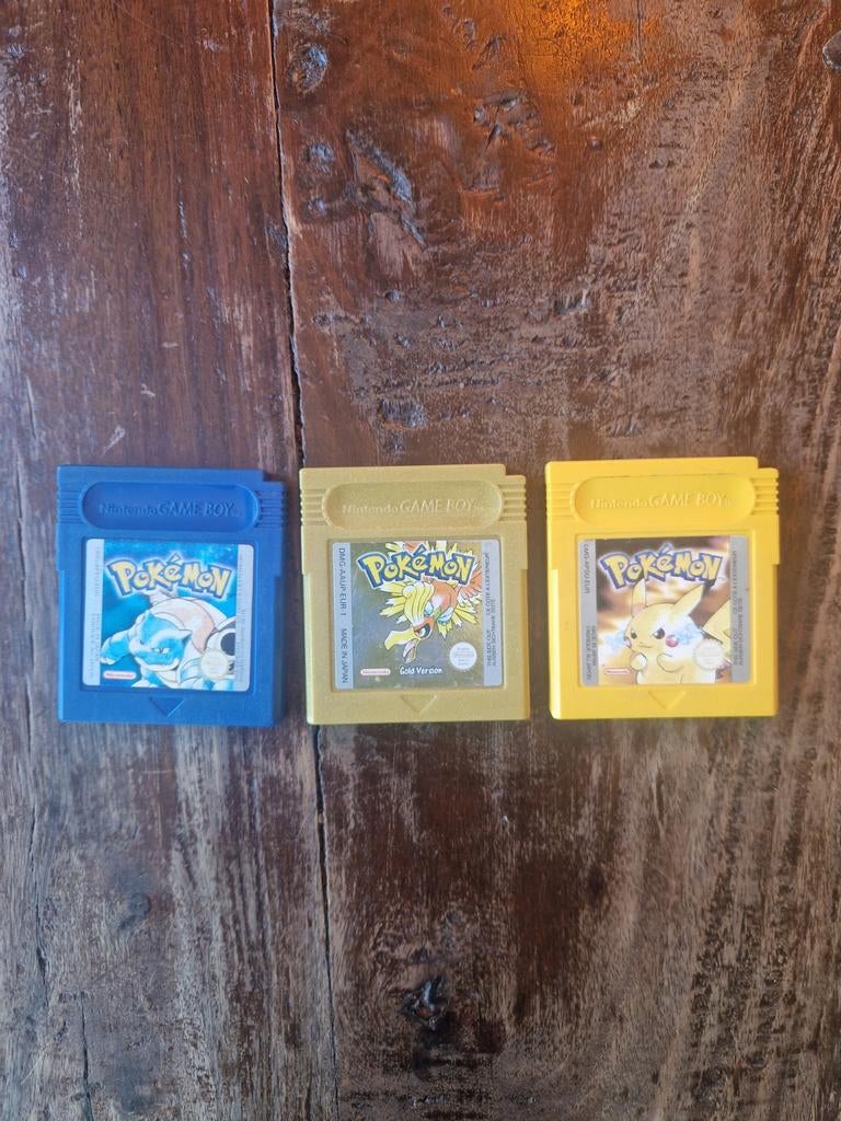 Game Boy Color met 5 Pokémon en Mario spellen, Spelcomputers en Games, Games | Nintendo Game Boy, Gebruikt, 1 speler, Ophalen of Verzenden