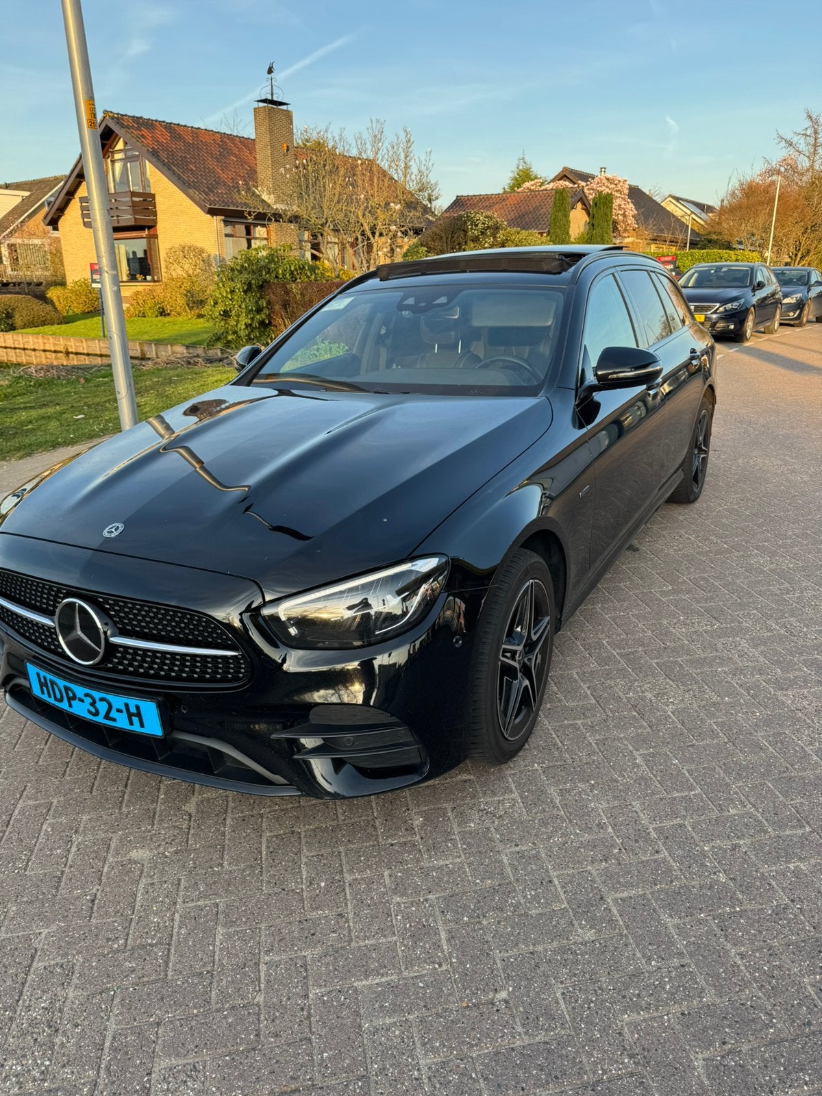 Taxi compleet Mercedes-Benz E-Klasse E300DE 4matic AMG Night, Taxivervoer