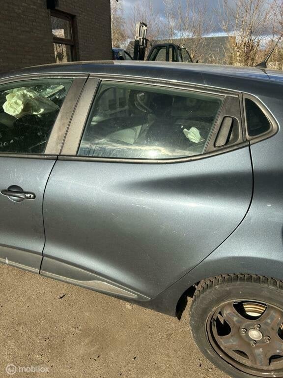 Achterdeur links linksachter Renault Clio IV ('12-'19), Gebruikt, Ophalen of Verzenden, Achter, Renault