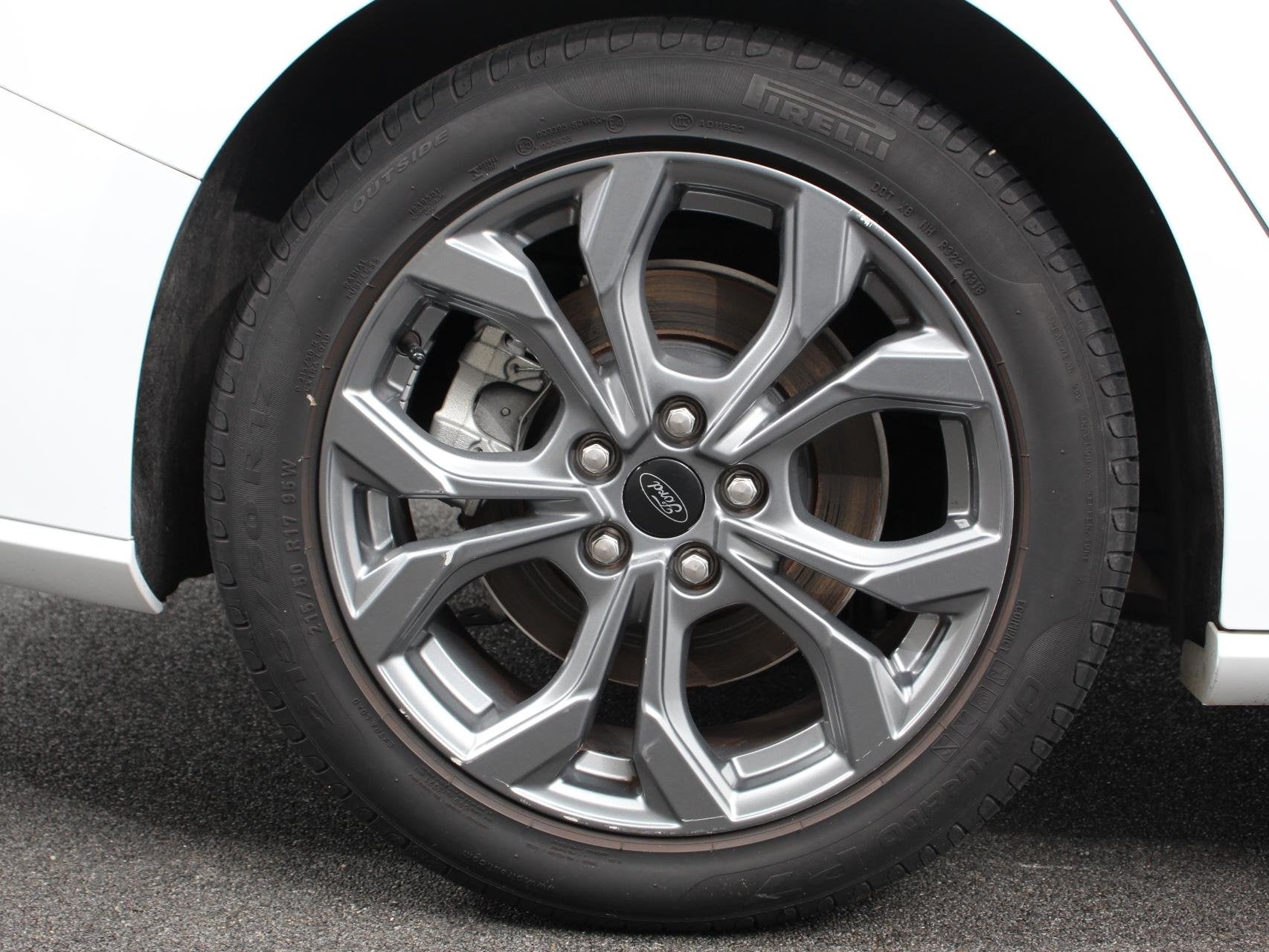 Ford Focus Wagon 1.0 EcoBoost Hybrid ST Line Navigatie Clima, Auto's, 1970 kg, Gebruikt, Euro 6, Automatische klimaatregeling
