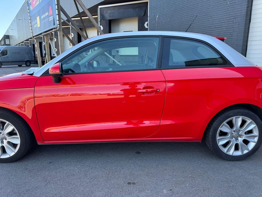 Audi A1 1.4 TFSI Ambition Pro Line Business CRUISE/CLIMA/LMV, Auto's, Audi, Voorwielaandrijving, Euro 5, Stof, Zwart