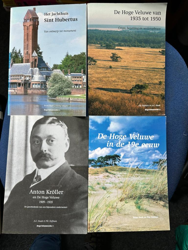 4 boeken uit de Hoge Veluwe reeks, Ophalen of Verzenden