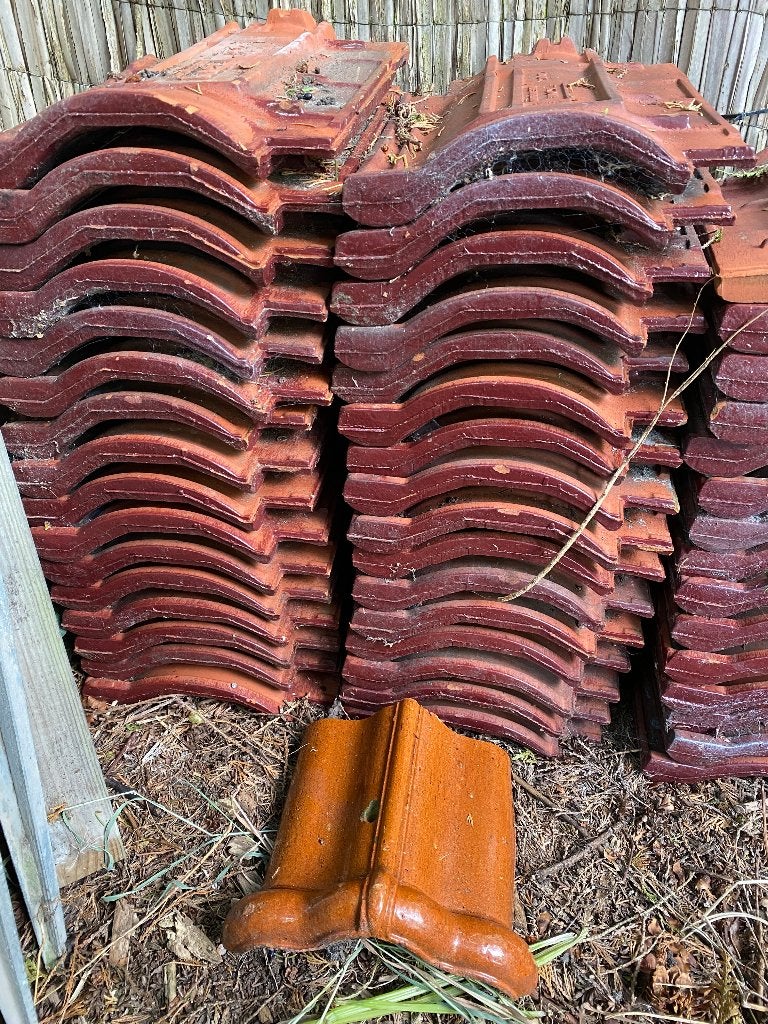 dakpannen rood afhalen voor een fles cointreau, Ophalen, Steen of Klei, 5 tot 10 m², Zo goed als nieuw