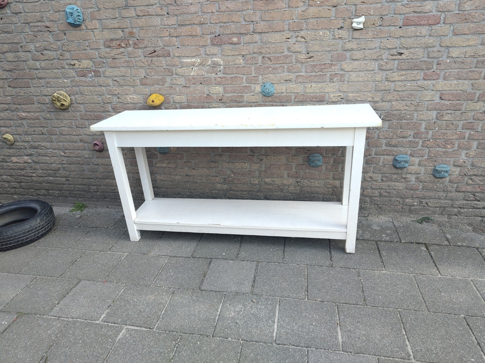 Witte houten sidetable met opbergplank, Huis en Inrichting, Ophalen, Gebruikt, Landelijk, 150 tot 200 cm