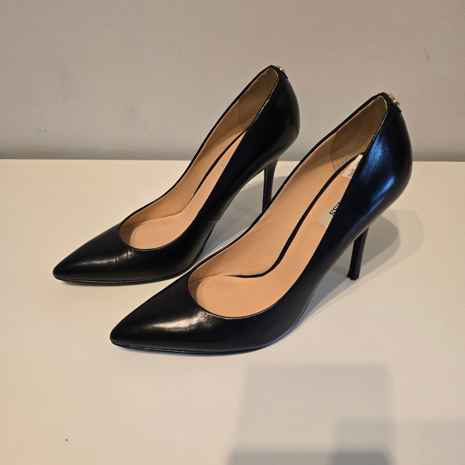 Guess Pumps Zwart - Maat 38, Pumps, Guess, Zwart, Ophalen of Verzenden