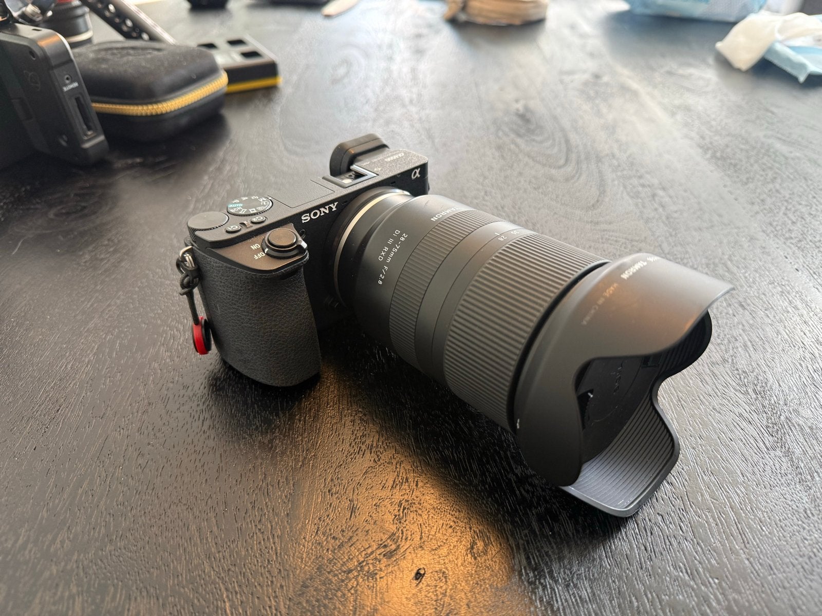Tamron 28-75mm f2.8 Di III RXD, Audio, Tv en Foto, Ophalen, Beeldstabilisatie, Zo goed als nieuw, Accu