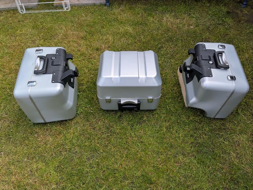Kofferset Honda VFR1200X koffers VFR 1200 X , als nieuw, Motoren, Ophalen, Nieuw
