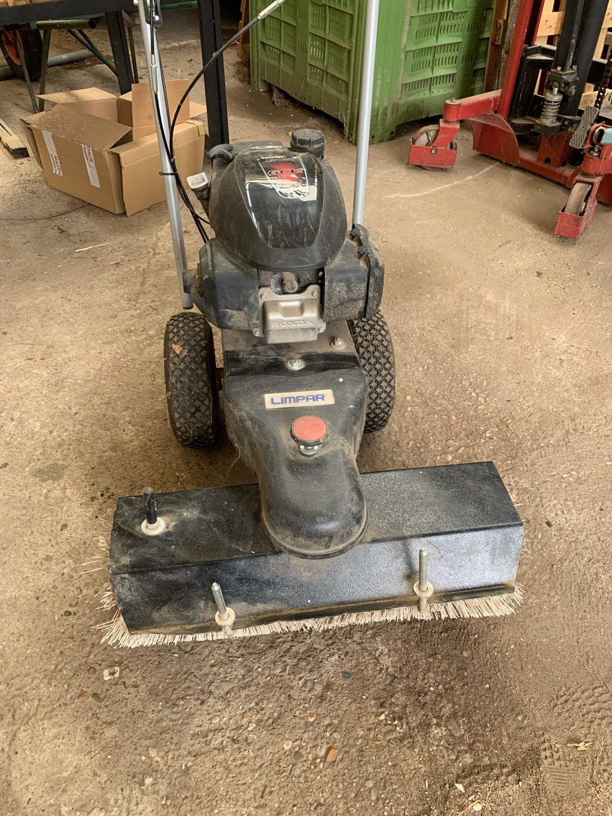 Limpar veegmachine met Honda GCV 170 motor, Ophalen, Gebruikt