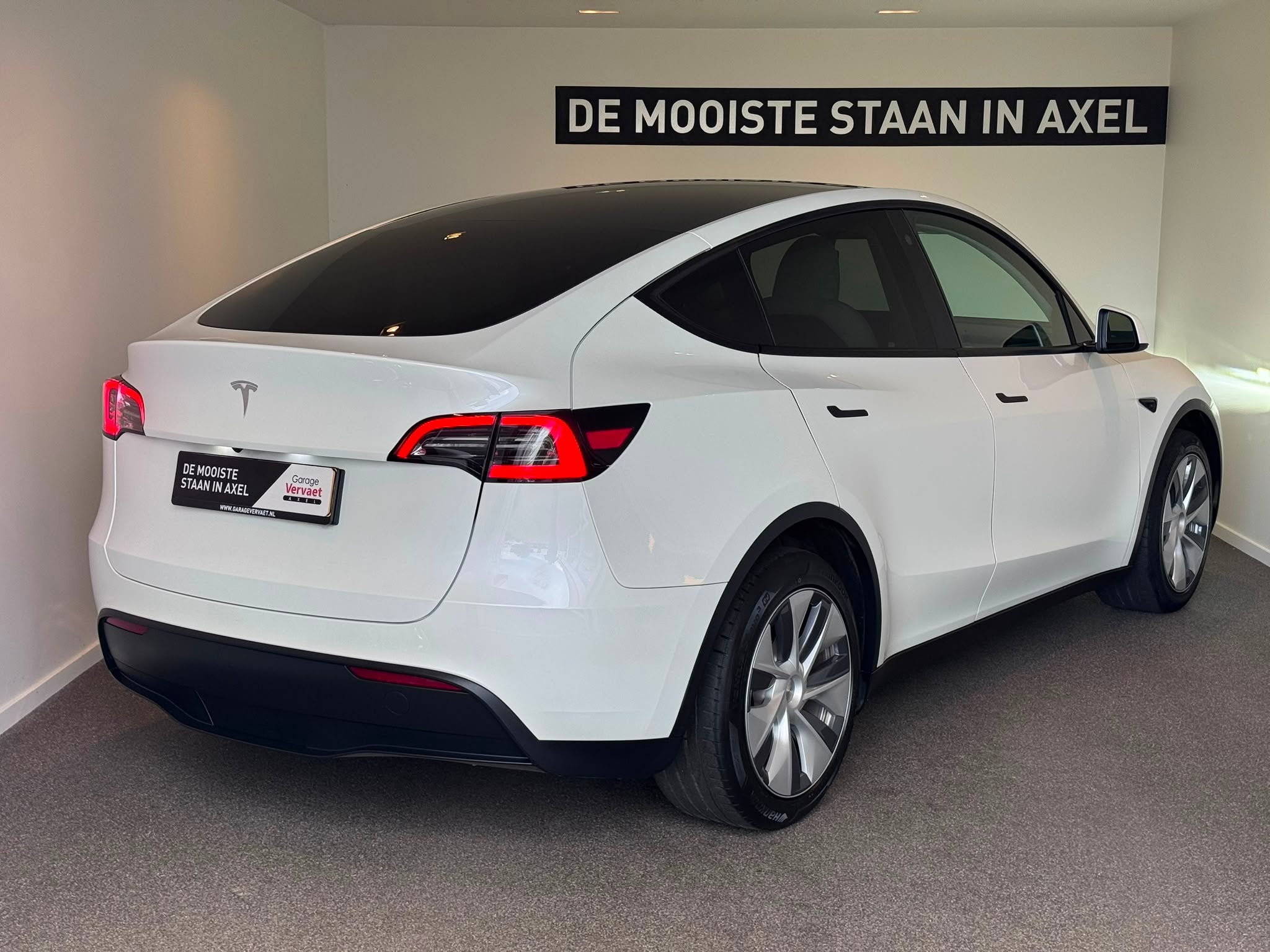 Tesla Model Y RWD 58 kWh / SOH 98%, Auto's, Automaat, 238 pk, Gebruikt, Stoelverwarming