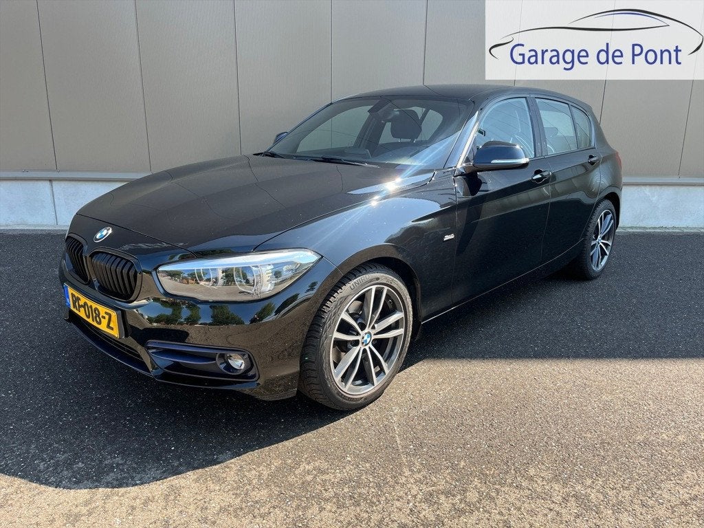 BMW 1-serie 116i Edition Sport Line Shadow Executive 1e eige, Auto's, Euro 6, Zwart, Origineel Nederlands, 3 cilinders
