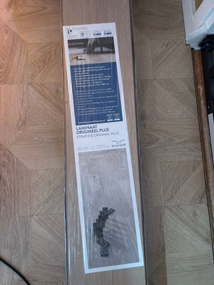 Bruynzeel Lollig Bruin Laminaat - nog dicht, Doe-het-zelf en Verbouw, Vloerdelen en Plavuizen, Ophalen, 50 tot 150 cm, Nieuw, Minder dan 5 m²
