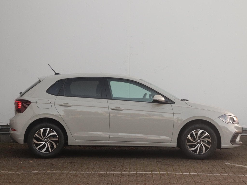 Volkswagen Polo Life Edition 1.0 TSI 70 kW / 95 PK Hatchback, Auto's, Volkswagen, Voorwielaandrijving, Stof, 95 pk, 1073 kg