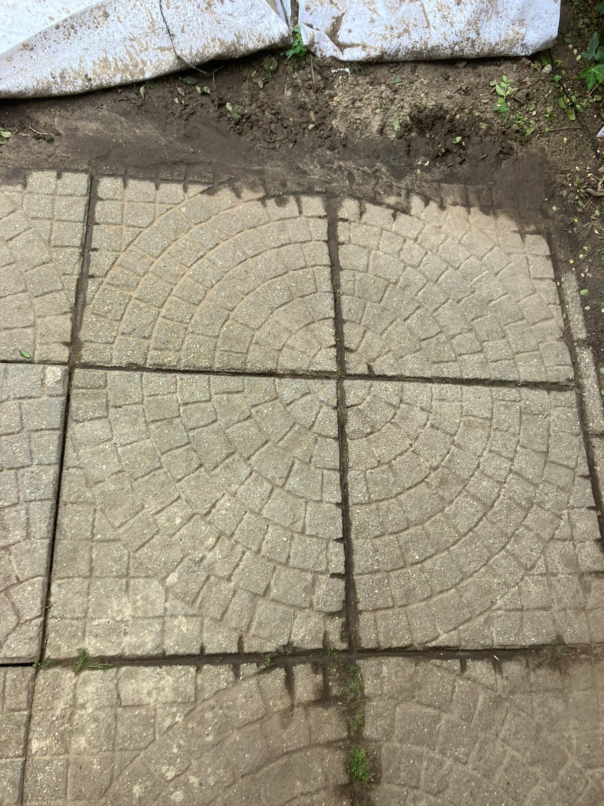Gratis stoeptegels, Ophalen, Zo goed als nieuw, Beton, Terrastegels