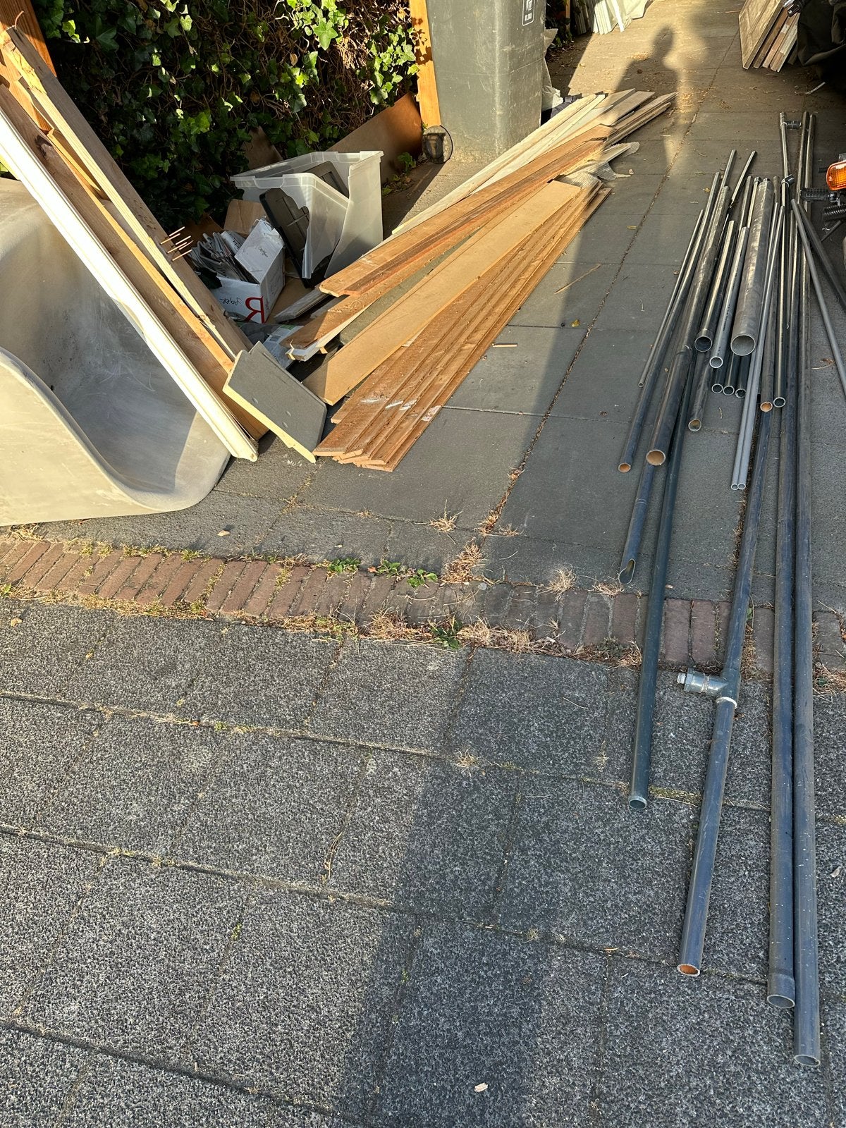 Diverse houten planken en balken, gratis af te halen, Ophalen, Gebruikt, 25 tot 50 mm, 300 cm of meer