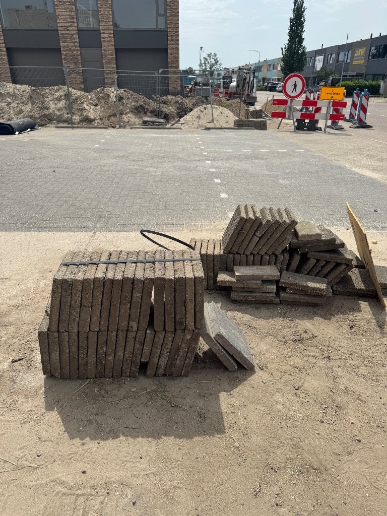 GRATIS Moet nu weg Betontegels 30x30 incl halve tegels., Tuin en Terras, Ophalen, Gebruikt, 10 m² of meer, Beton