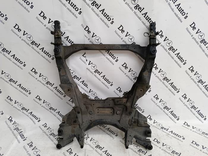 Subframe van een Mercedes Vito, Auto-onderdelen, Ophanging en Onderstel, Mercedes-Benz, Gebruikt, 3 maanden garantie, Ophalen of Verzenden