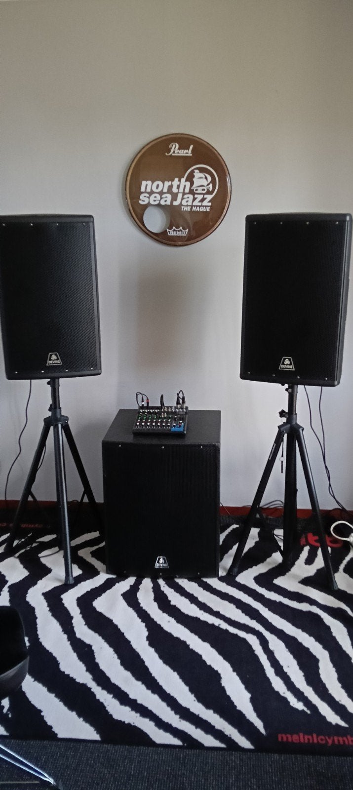 Devine  2.1 Actieve set  ,compleet en nieuwe staat!, Muziek en Instrumenten, Dj-sets en Draaitafels, Ophalen, Zo goed als nieuw