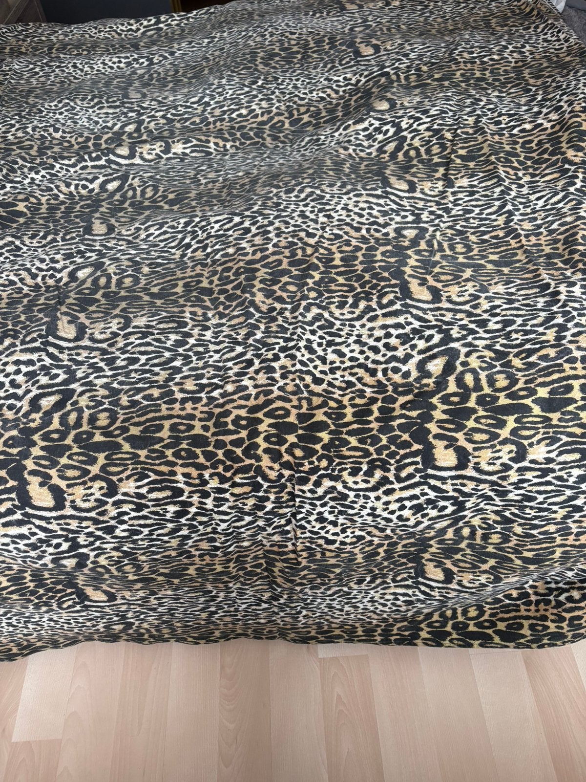 Luipaard of panter sprei, deken, lap stof 2.80 x 3.20, Huis en Inrichting, Woonaccessoires | Plaids en Woondekens, Ophalen of Verzenden