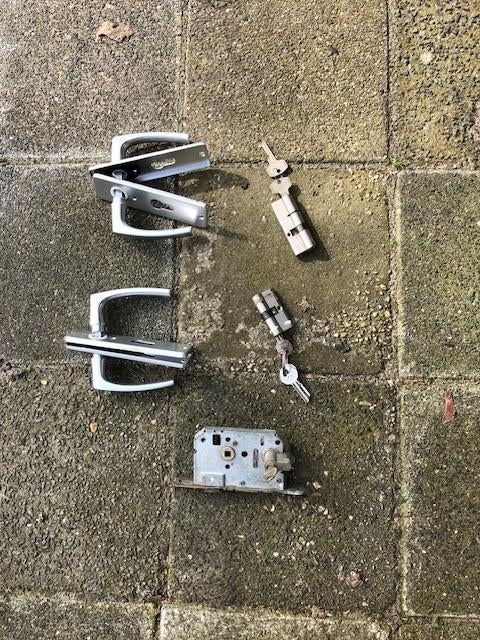 sloten, cilinders en slotplaten, Doe-het-zelf en Verbouw, Ophalen, Gebruikt, Overige materialen, Slot