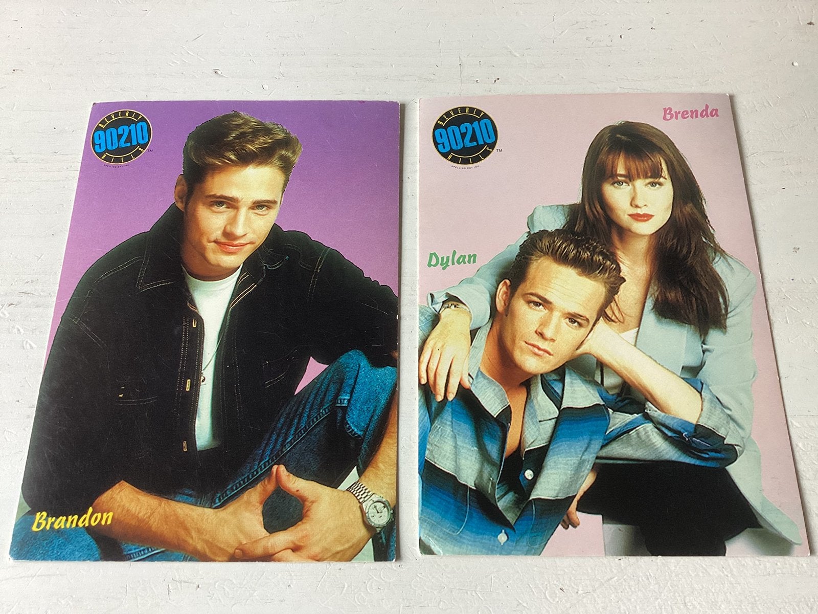 2 stickerkaarten Beverly Hills 90210, Verzenden, Zo goed als nieuw, Tv, Foto of Kaart