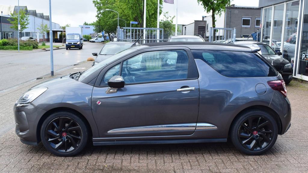 DS 3 Cabrio 1.2 PureTech So Chic DS3 Cabrio Performance Line, Auto's, DS, Stof, Gebruikt, 1199 cc, Cabriolet
