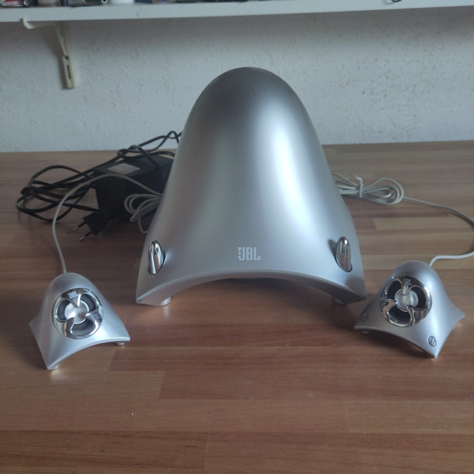 JBL Creature II 2.1 Luidsprekerset - Zilver / Aluminium, Ophalen, Gebruikt, Audiokanaal 2.1, JBL