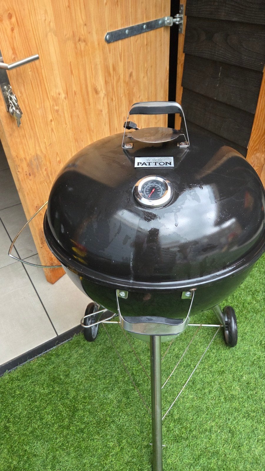 Patton BBQ op wielen - Gebruikt, incl. houtskool, Ophalen, Gebruikt, Patton