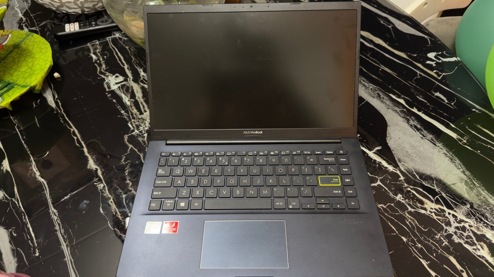 ASUS Vivobook met Ryzen 7 en Radeon Vega Graphics, Ophalen, Gebruikt, Met videokaart, 2 tot 3 Ghz
