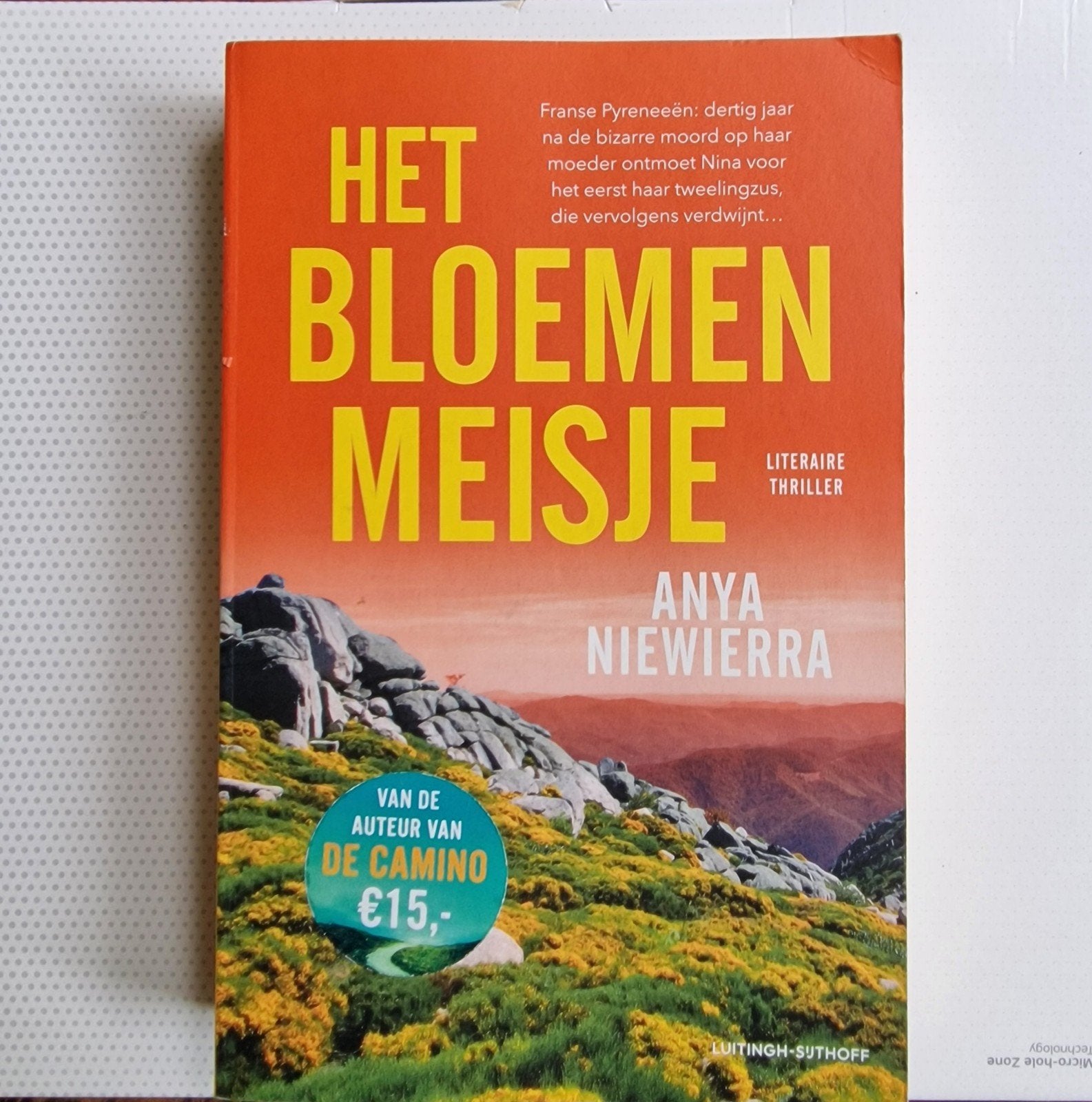 Het Bloemenmeisje - Anya Niewierra (Literaire Thriller), Ophalen of Verzenden, Gelezen, Anya Niewierra, Nederland