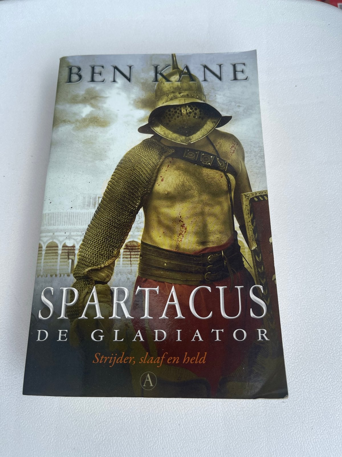 Spartacus: De Gladiator - Strijder, Slaaf en Held, Boeken, Ophalen of Verzenden, Zo goed als nieuw, Nederland