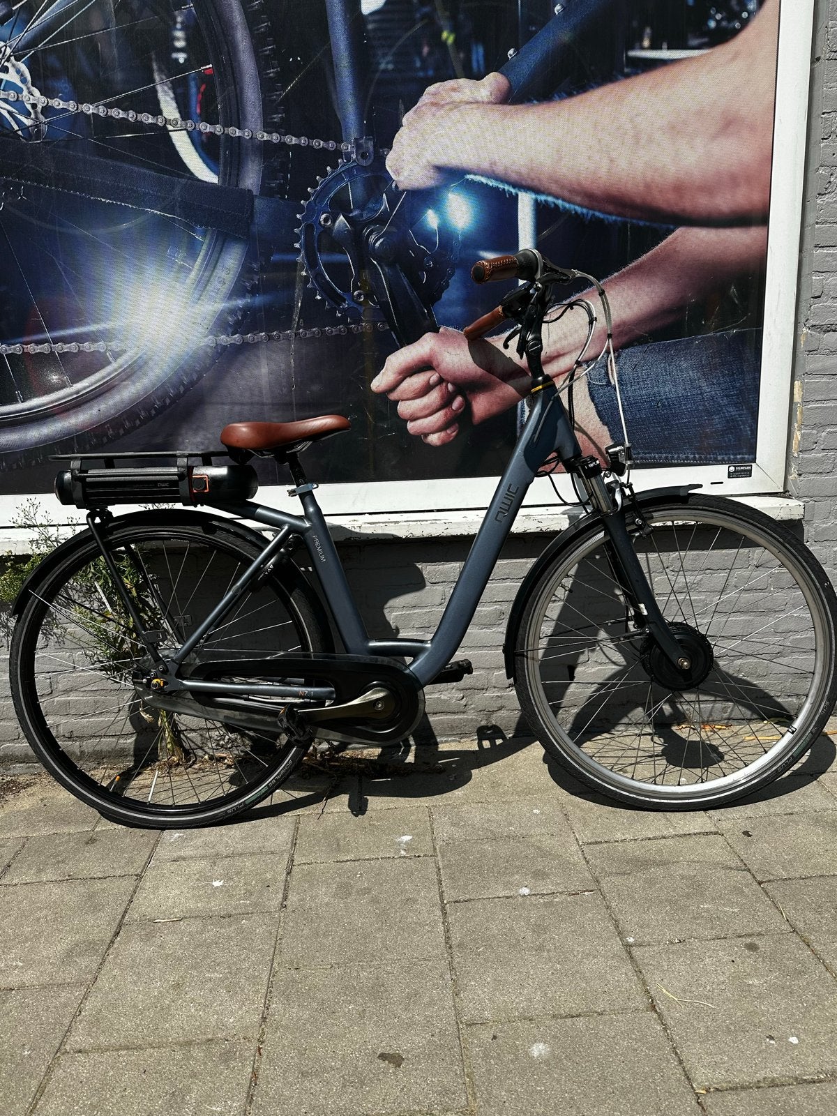 Elektrische Fiets 28 inch qwic n7.1 Nexus 7 - Weinig km, Fietsen en Brommers, Elektrische fietsen, Ophalen, Gebruikt, 50 km per accu of meer