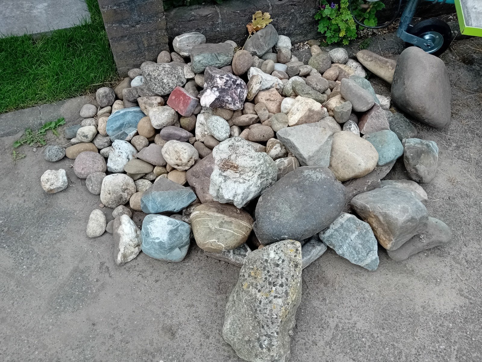 Gratis sierkeien en rotsen voor tuin of decoratie, Ophalen, Overige materialen, Gebruikt, Kei