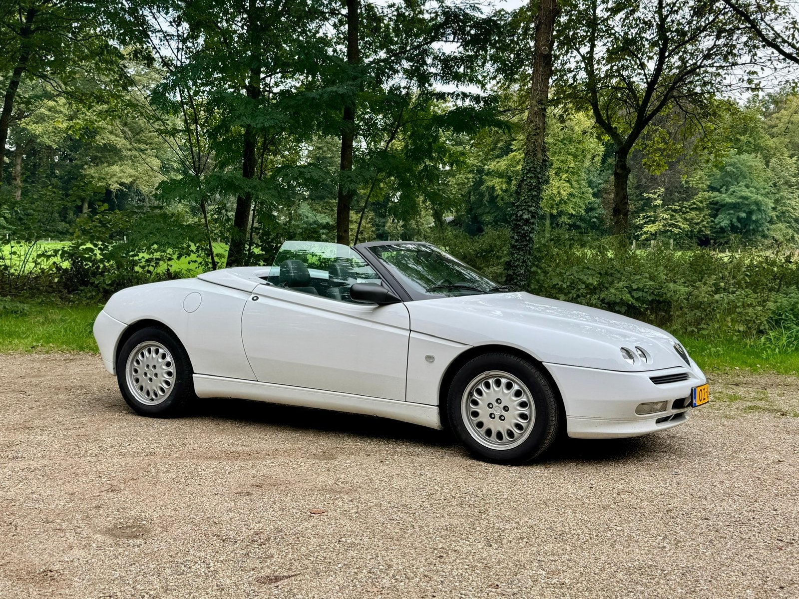 Alfa Romeo Spider 2.0 Twin Spark 16V 1997 Wit, Voorwielaandrijving, Lederen bekleding, Zwart, Spider