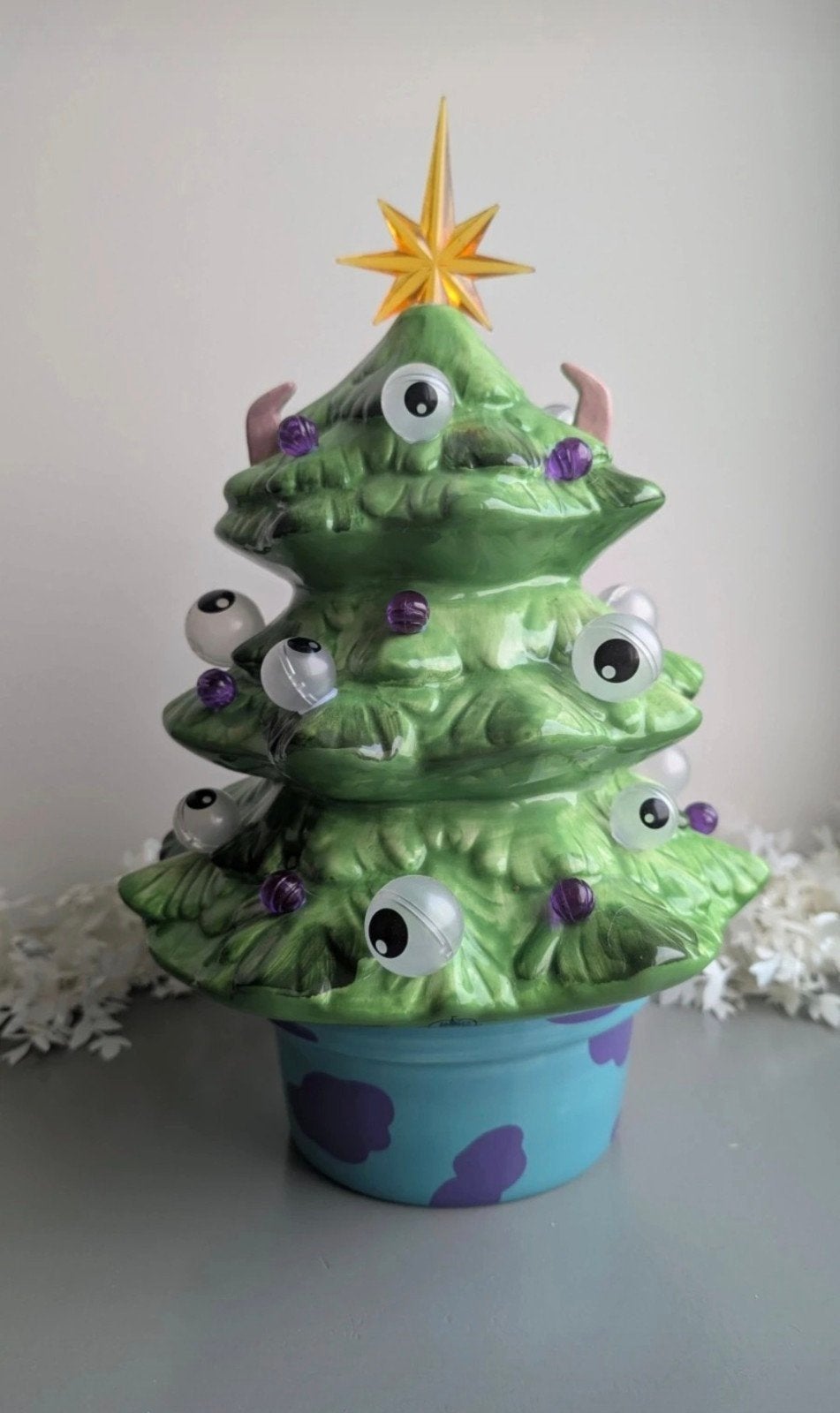 Disney Monsters, Inc. Pixar Holiday Light-Up Tree, met doos, Ophalen, Overige figuren, Zo goed als nieuw, Beeldje of Figuurtje