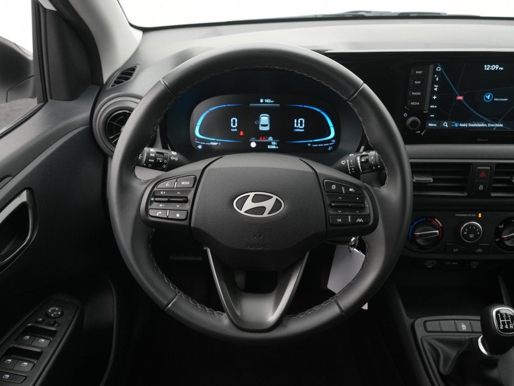 Hyundai i10 1.0 Comfort 5-zits | 15'' Velgen | Private lease, 12 maanden, Stof, Gebruikt, Zwart