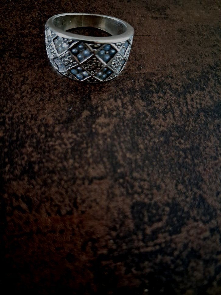 MASSIEF ZILVEREN RING MET PARELTJES MAAT 19, Sieraden, Tassen en Uiterlijk, Ringen, 19 tot 20, Nieuw, Ophalen of Verzenden, Dame