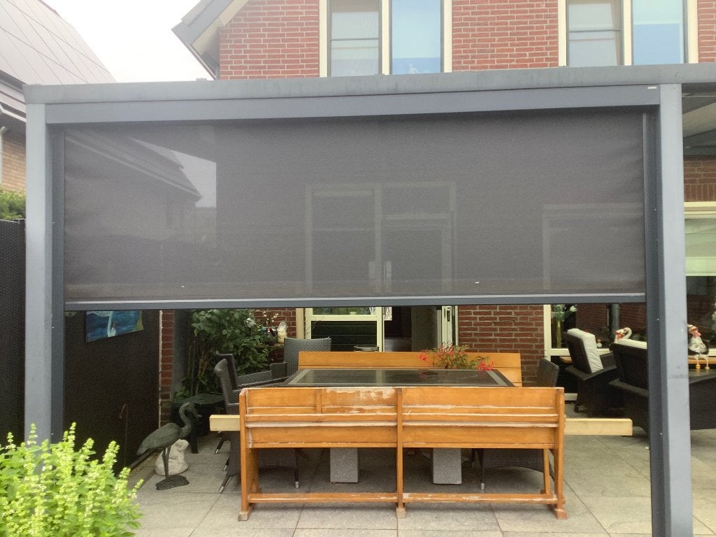 Screen, Zonneschermen of Markiezen