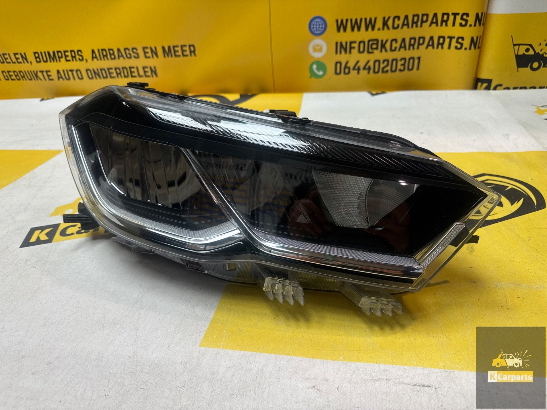 Koplamp Volkswagen Polo 2G Facelift Rechts Led 2G1941006C, Gebruikt, Volkswagen, Volkswagen AG, Berliner Ring 2
38440  Wolfsburg, DE