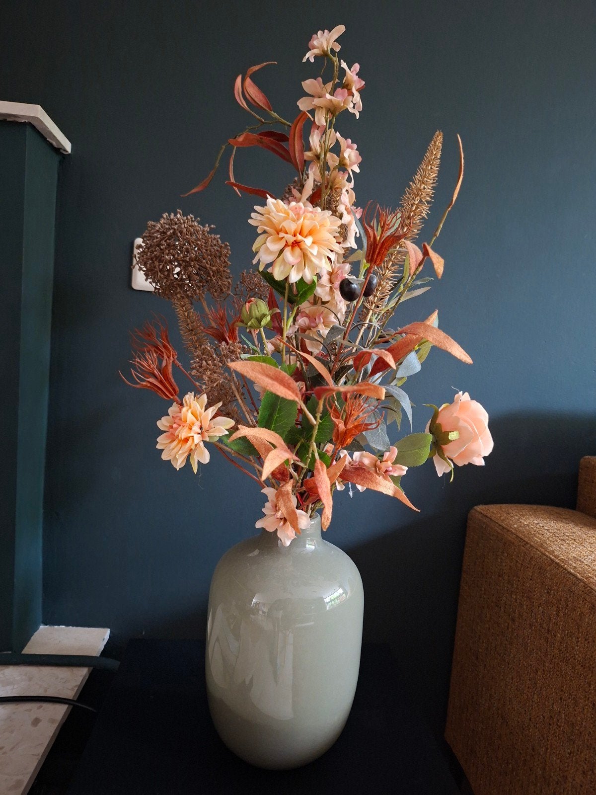 zijde boeket inclusief vaas, Huis en Inrichting, Woonaccessoires | Kunstplanten en Kunstbloemen, Ophalen, Binnen, 70 cm, Zijde
