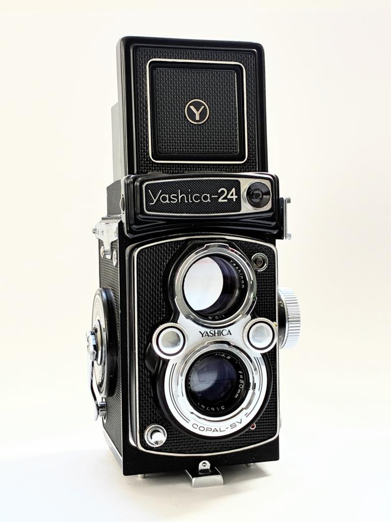Yashica 24 TLR 6x6 met Yashinon lens, Audio, Tv en Foto, Fotocamera's Analoog, Ophalen of Verzenden, Zo goed als nieuw, Spiegelreflex