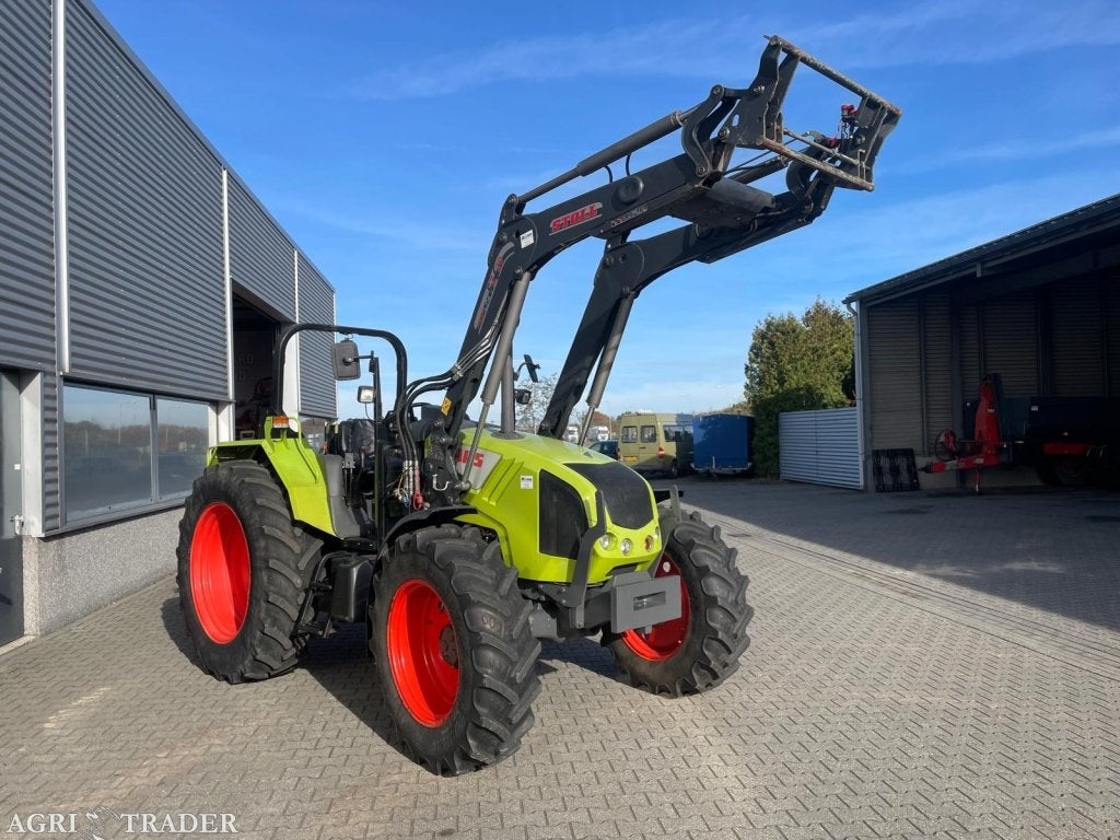 Claas Axos 340 tractor met Stoll voorlader, Gebruikt, -, Niet opgegeven, Tot 80 Pk