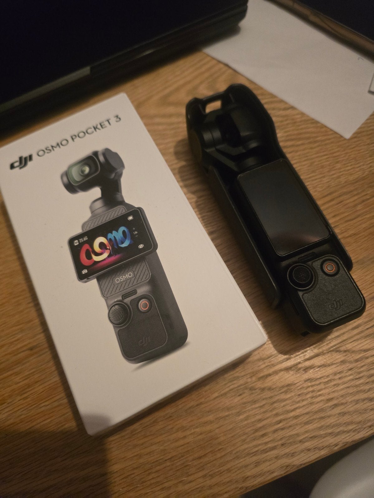 DJI Osmo Pocket 3 - Bijna nieuw Compacte 4K Vlogcamera, Accu, Beeldstabilisatie, Ophalen of Verzenden, Zo goed als nieuw