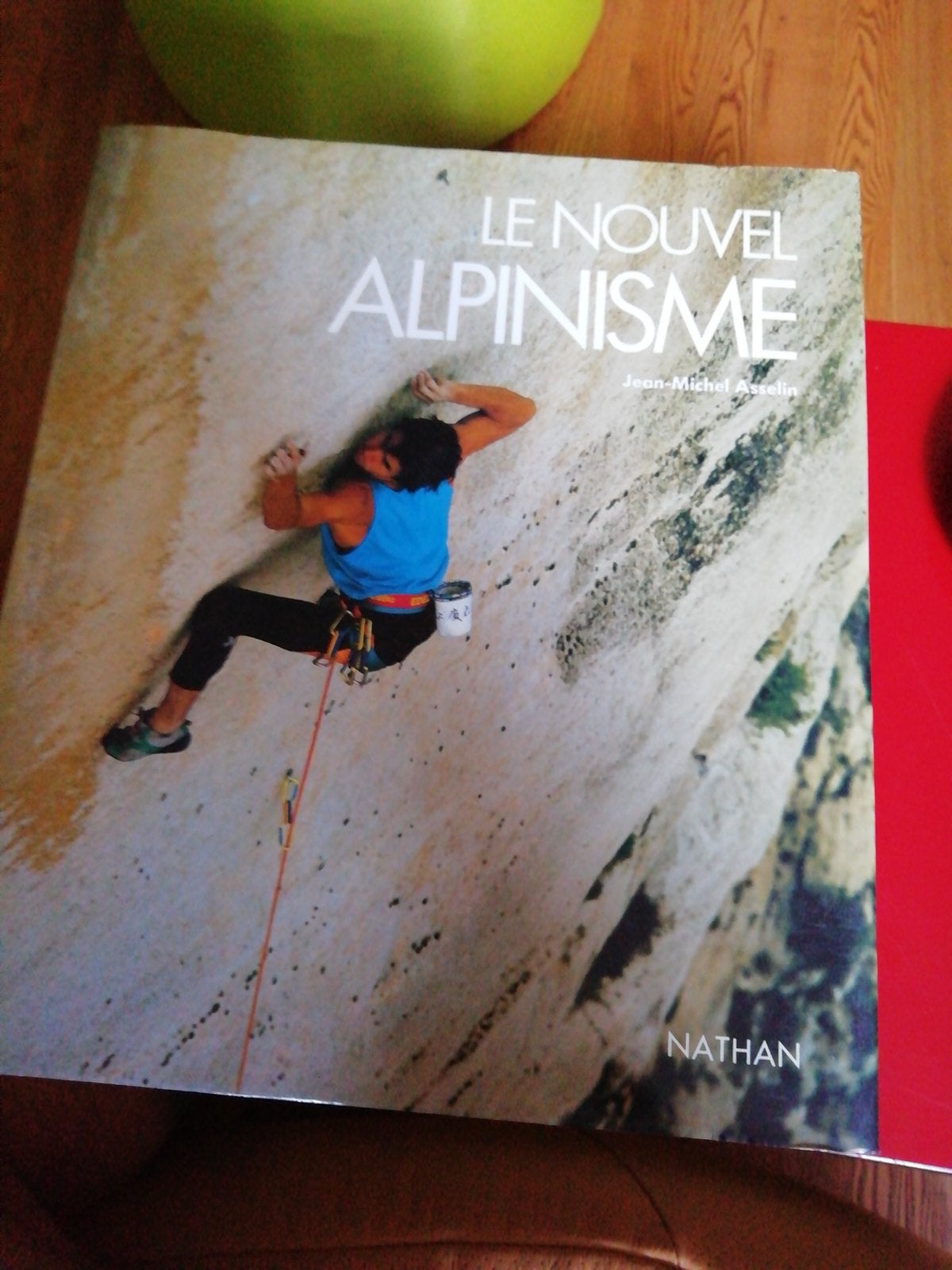 3 Franse klimboeken: Le Nouvel Alpinisme, Escalade, Mont-Bla, Boeken, Ophalen of Verzenden, Gelezen