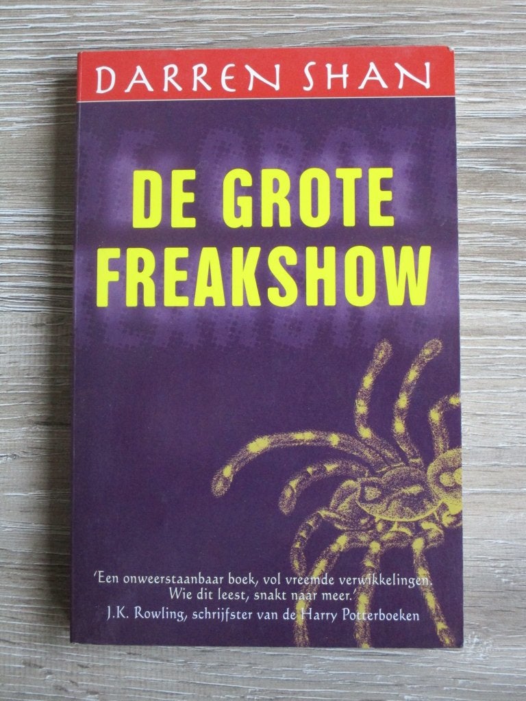De grote freakshow - Darren Shan, Boeken, Ophalen of Verzenden, Gelezen, Fictie algemeen